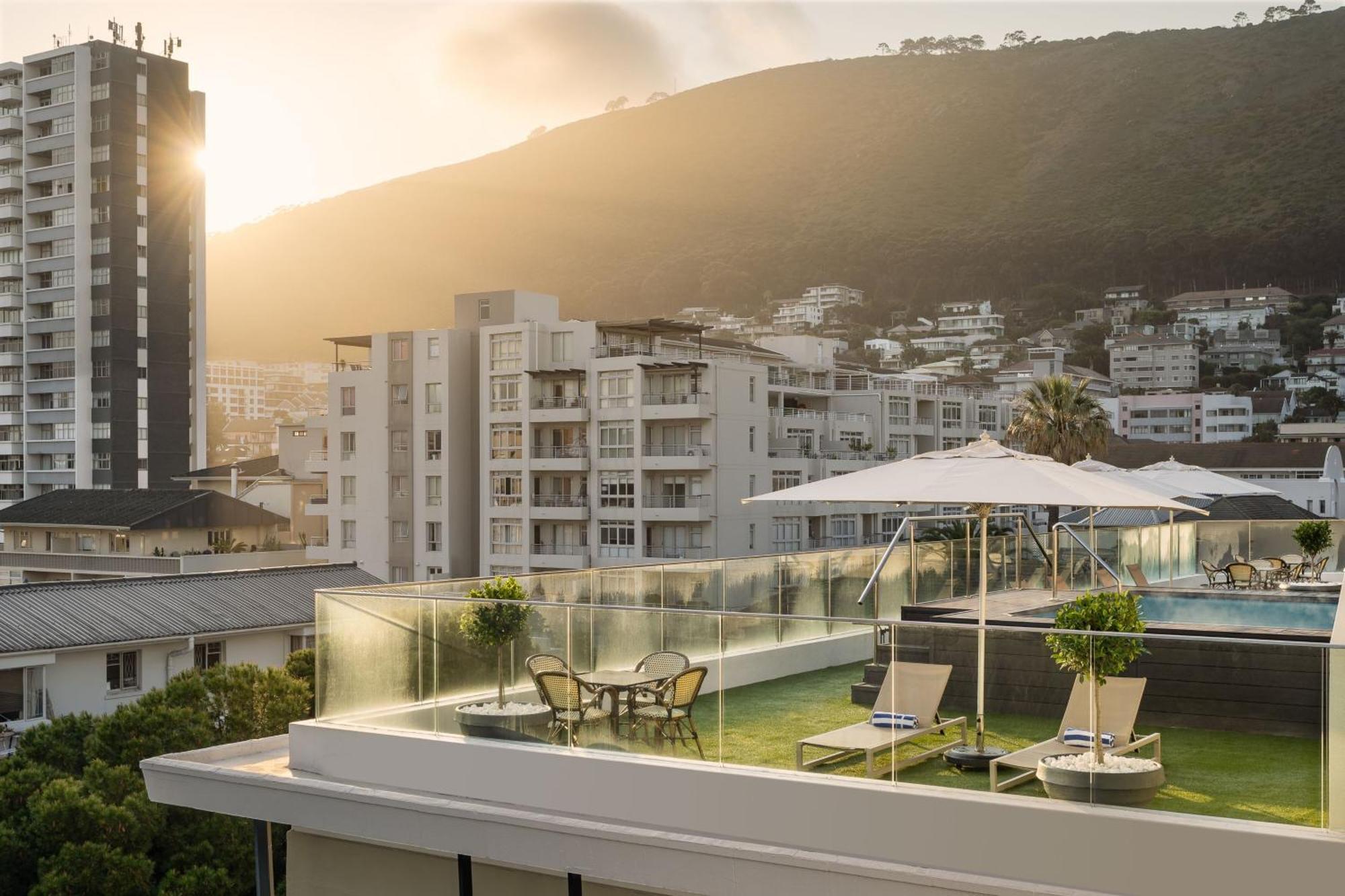 Protea Hotel By Marriott Cape Town Sea Point Екстериор снимка