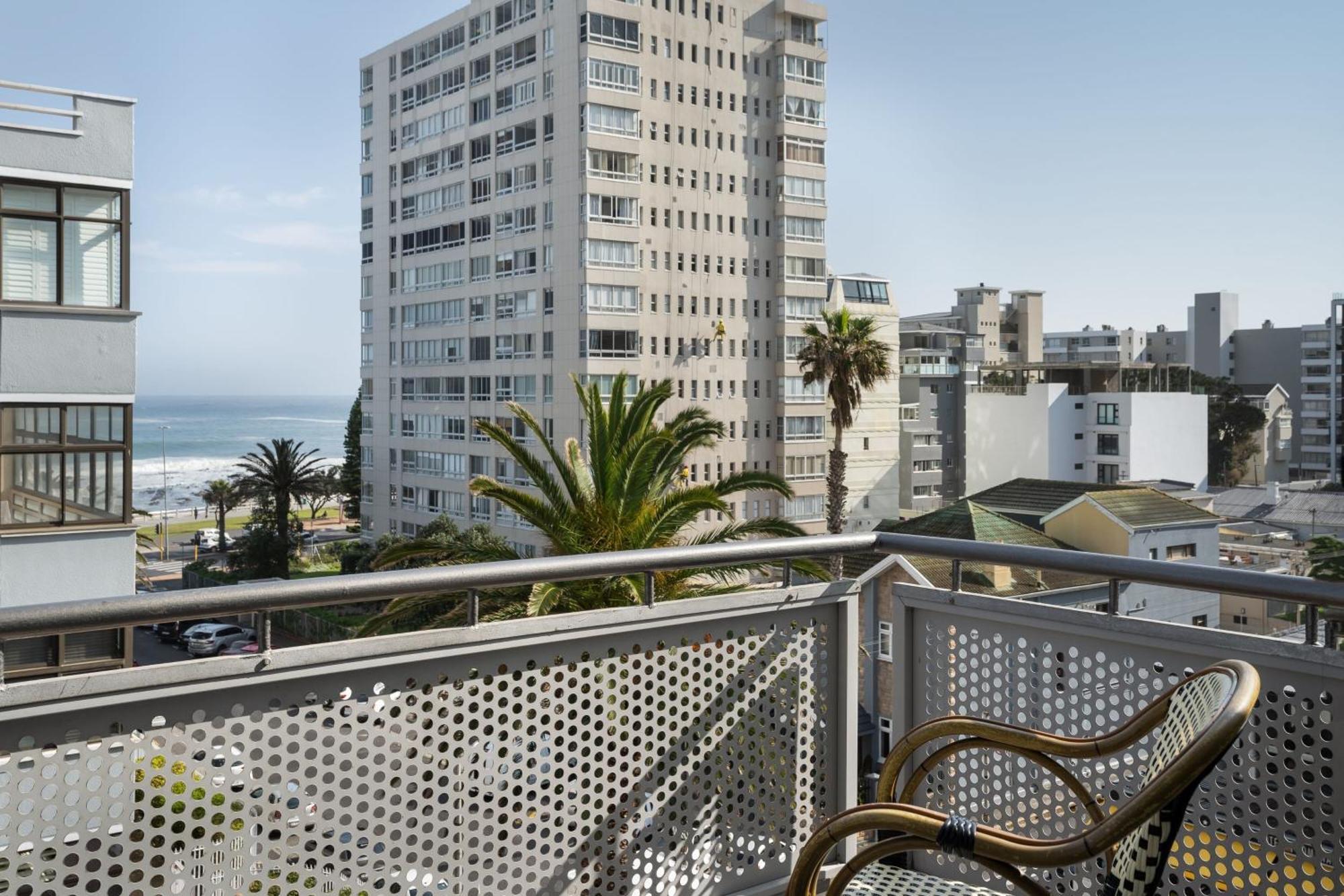 Protea Hotel By Marriott Cape Town Sea Point Екстериор снимка