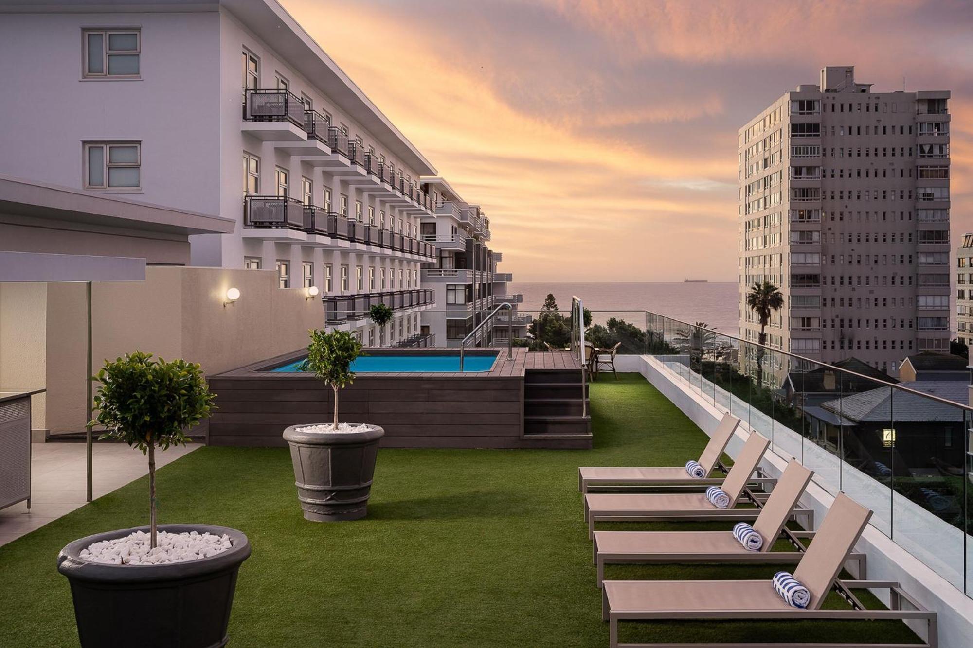 Protea Hotel By Marriott Cape Town Sea Point Екстериор снимка
