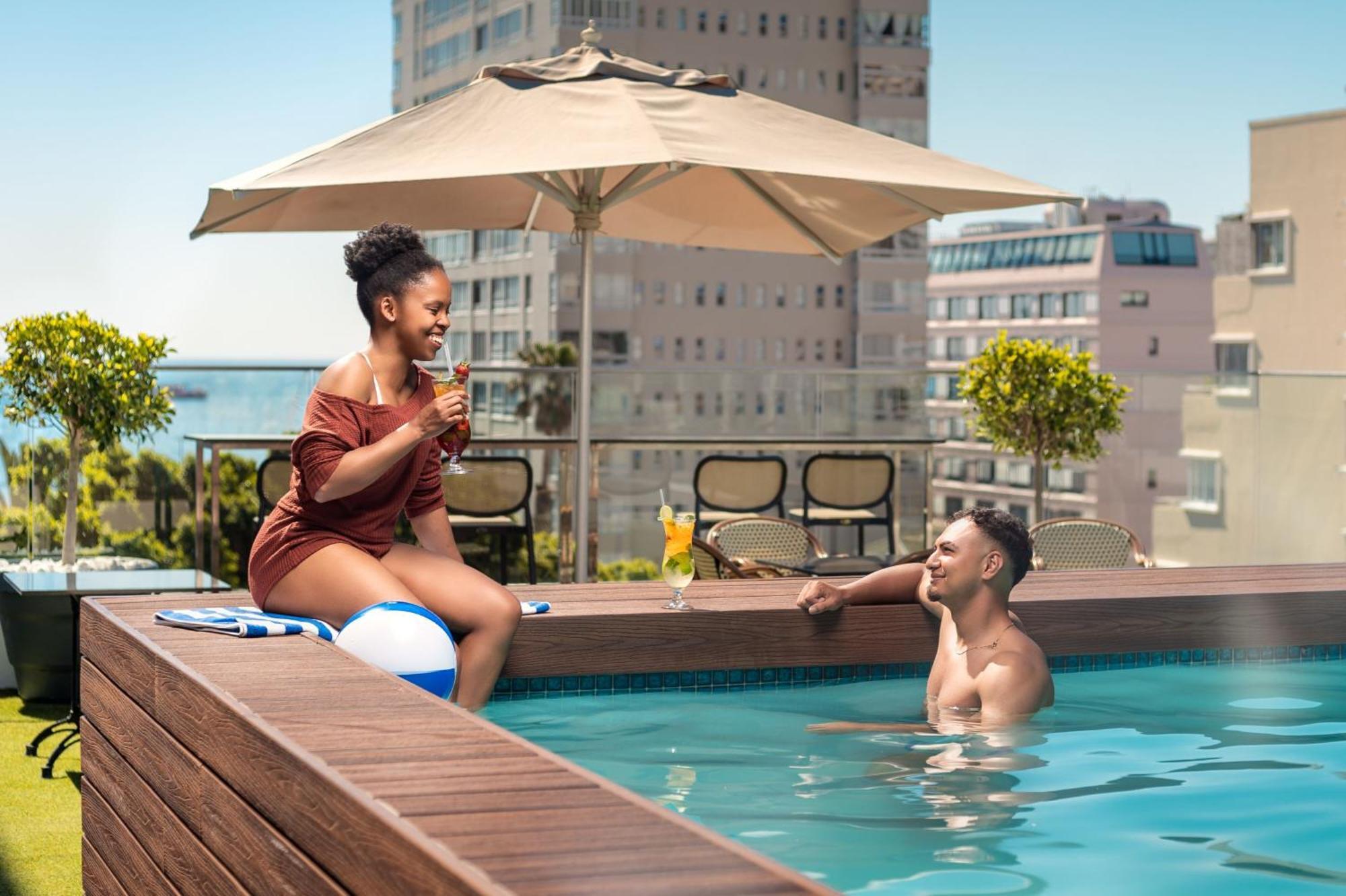 Protea Hotel By Marriott Cape Town Sea Point Екстериор снимка